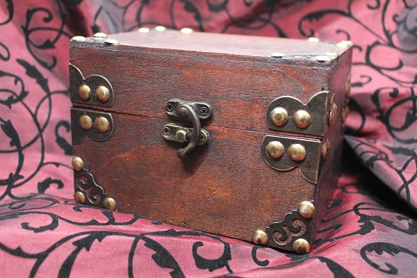 The Raven Skull - Gemini Artifacts