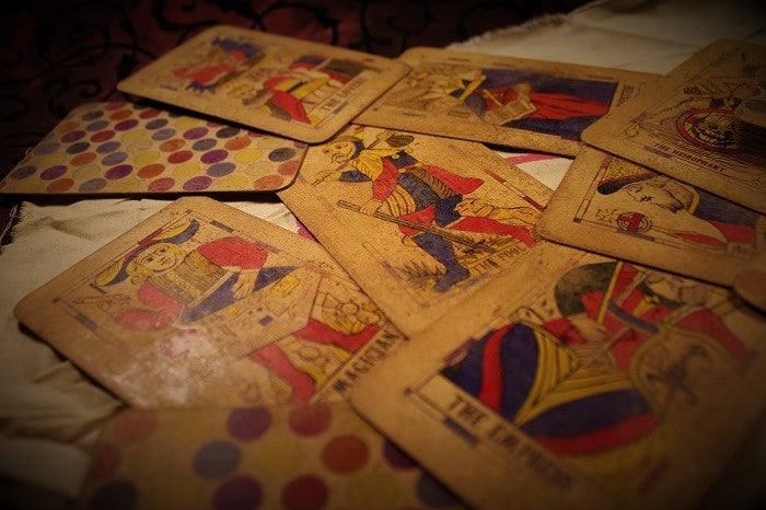 Carnie Tarot - Gemini Artifacts